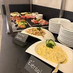 H24 Parkhotel ثال