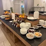 فندق H24 Parkhotel 3*
