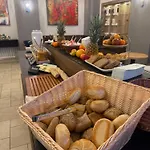H24 Parkhotel ثال