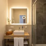H24 Parkhotel ثال