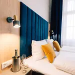 Hotel H24 Parkhotel 3*