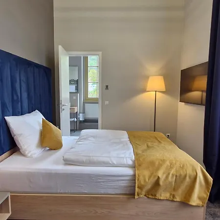 H24 Parkhotel ホテル *