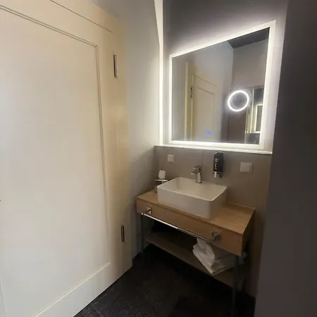 H24 Parkhotel ターレ