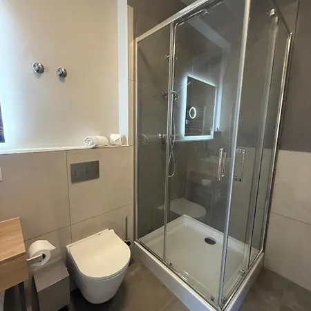 ホテル H24 Parkhotel *