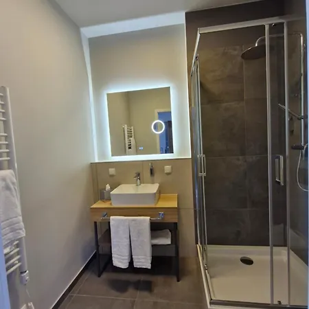 ホテル H24 Parkhotel *