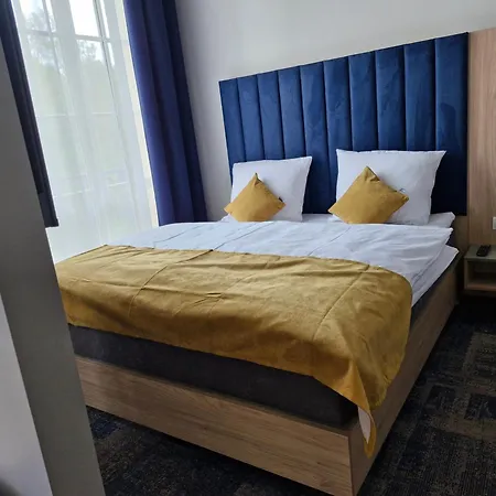 ホテル H24 Parkhotel *