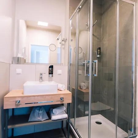H24 Parkhotel 3*