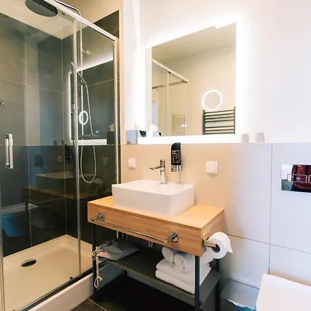 Hotel H24 Parkhotel 3*