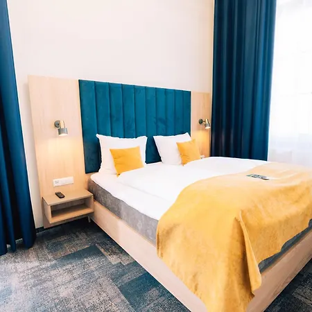 H24 Parkhotel 3*