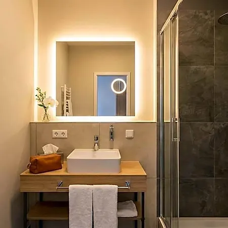H24 Parkhotel Hotel 3*