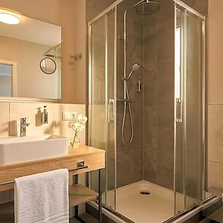 H24 Parkhotel Hotel
