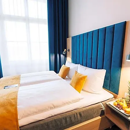 H24 Parkhotel Hotel 3*
